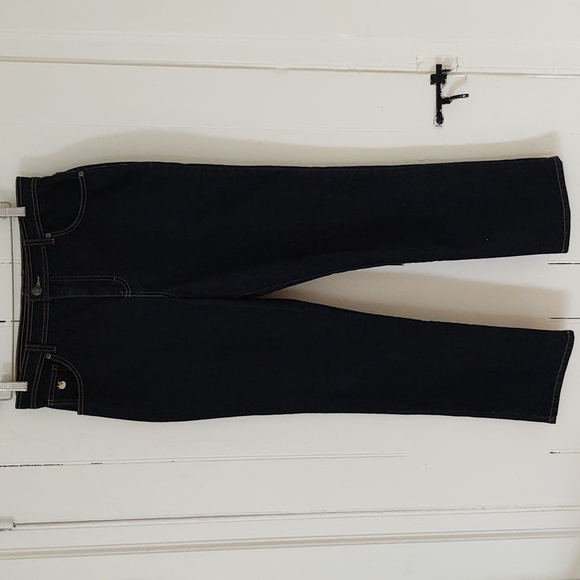Gloria Vanderbilt Denim - EUC / NWOT? Size 12 Gloria Vanderbilt  Women's Dark Blue Denim Jeans Stretch